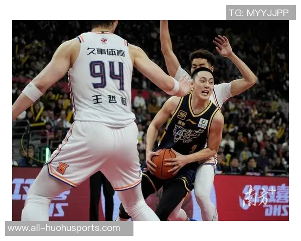 胡明轩半场表现低迷仅得1分正负值惨淡球队何时才能复苏